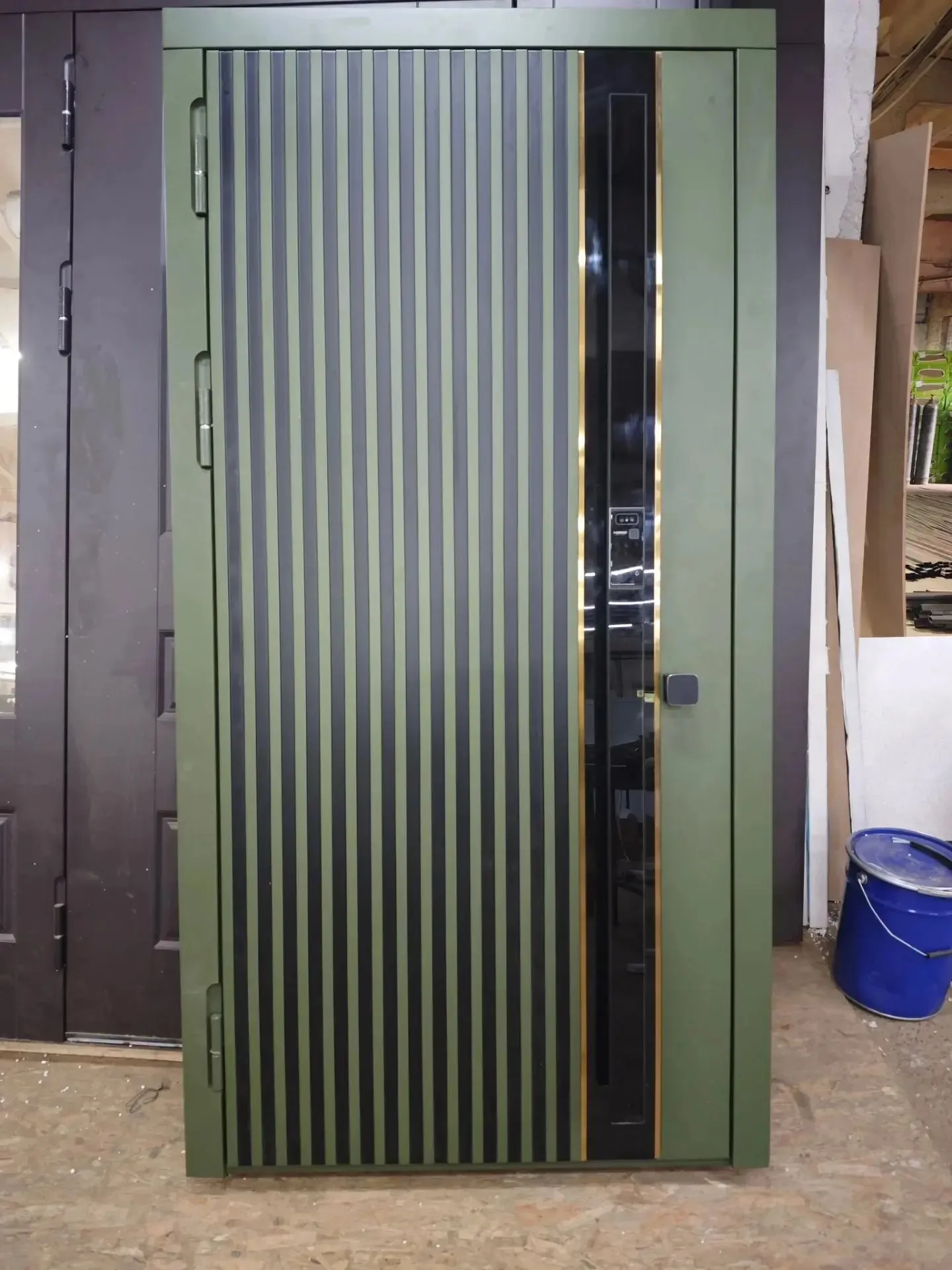 Стальная дверь «Хвоя» с умным замком HOGO D01R в Конаково — фото 3